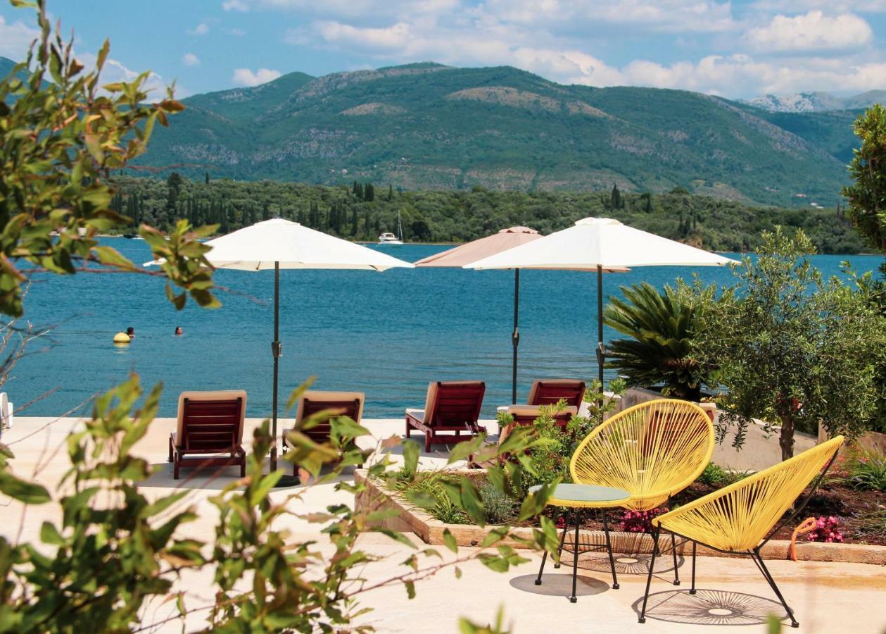 Apartments Tramonto Tivat Exterior photo