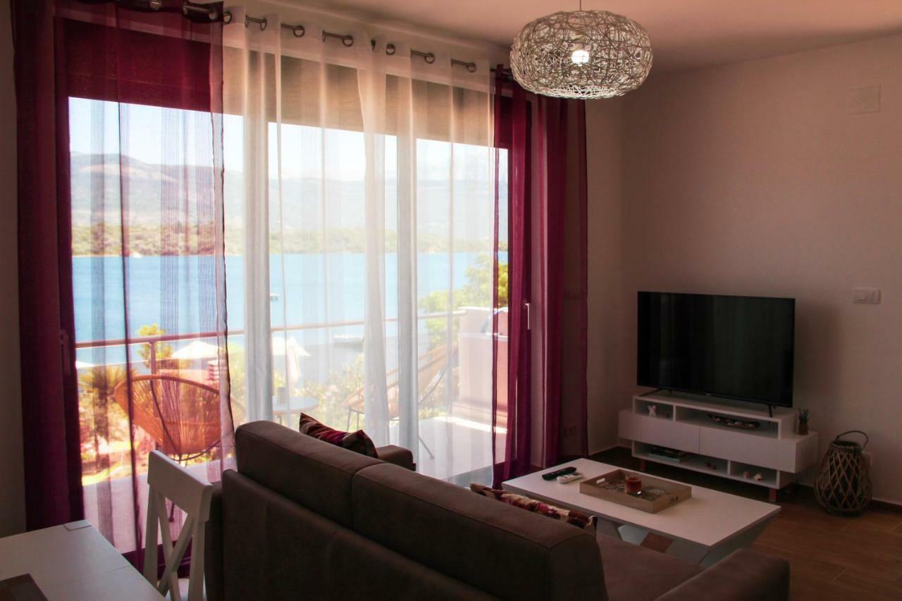 Apartments Tramonto Tivat Exterior photo