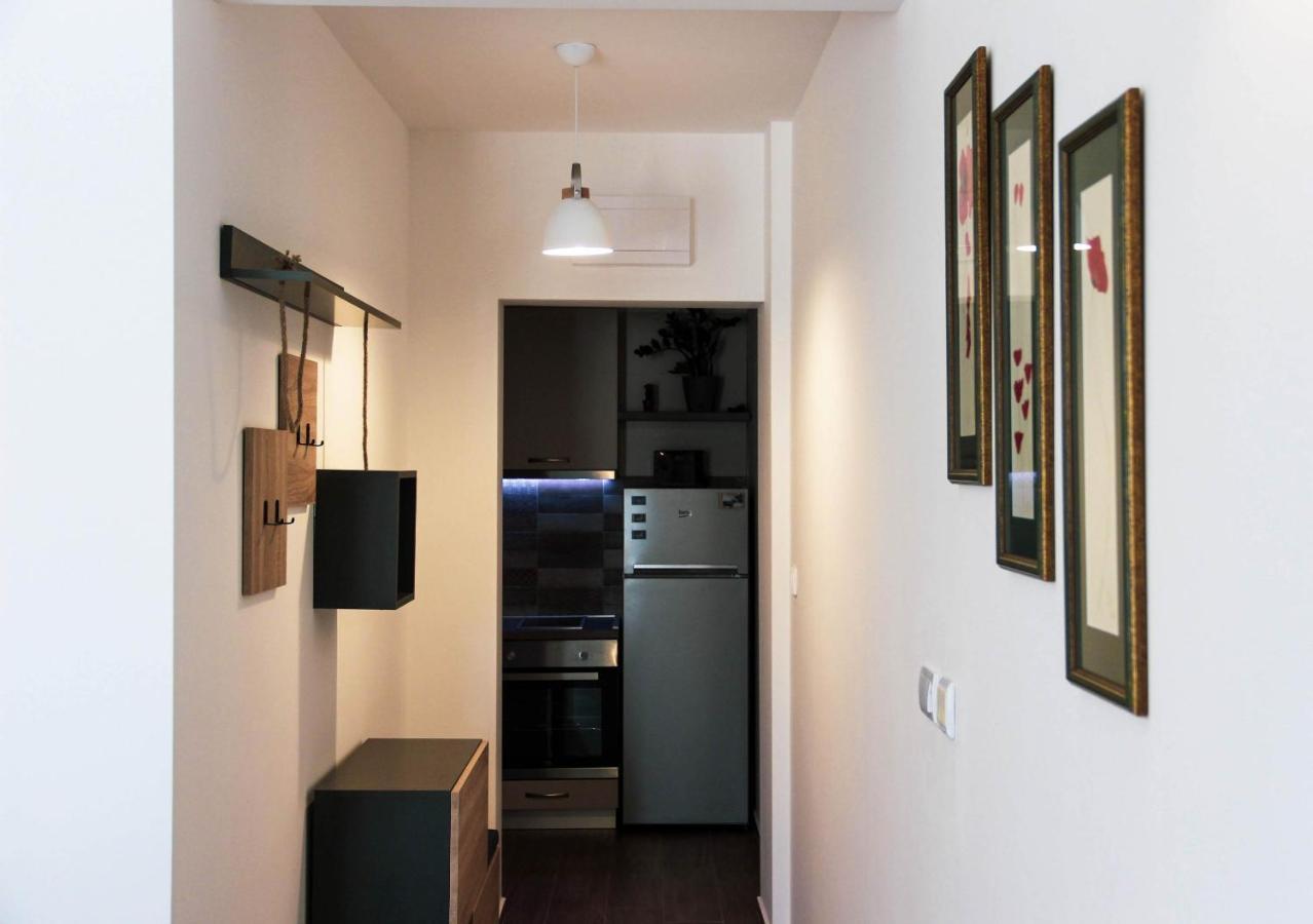 Apartments Tramonto Tivat Exterior photo