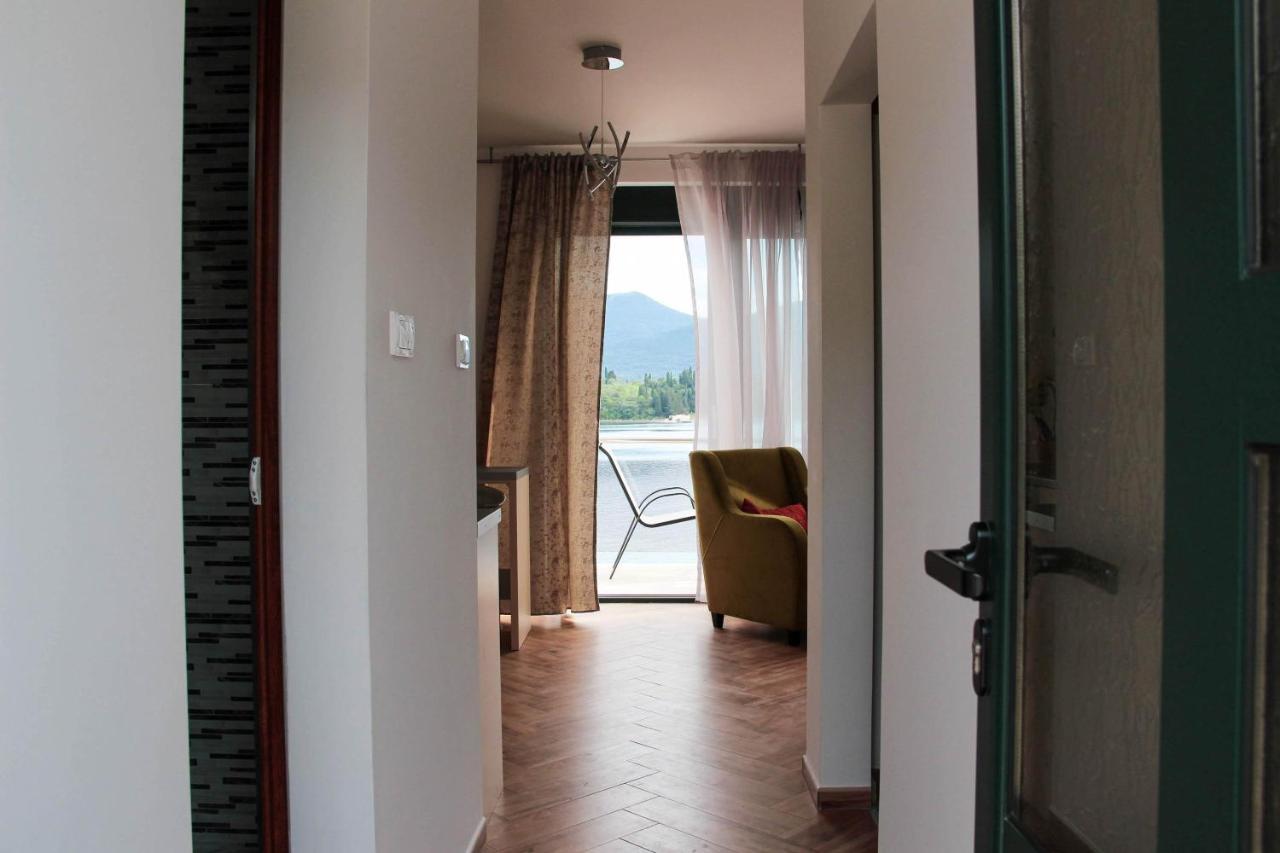 Apartments Tramonto Tivat Exterior photo