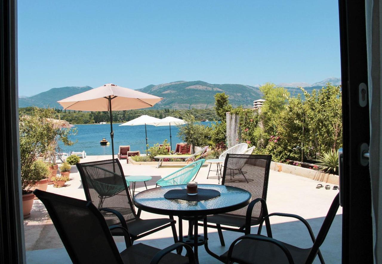 Apartments Tramonto Tivat Exterior photo